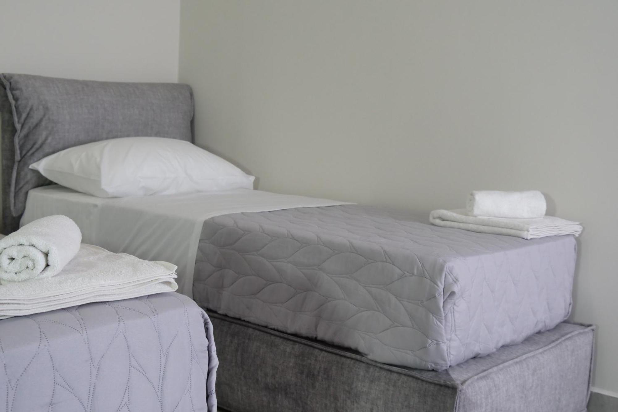 Stay-Five Rooms & Apartments ชโคเดอร์ ภายนอก รูปภาพ