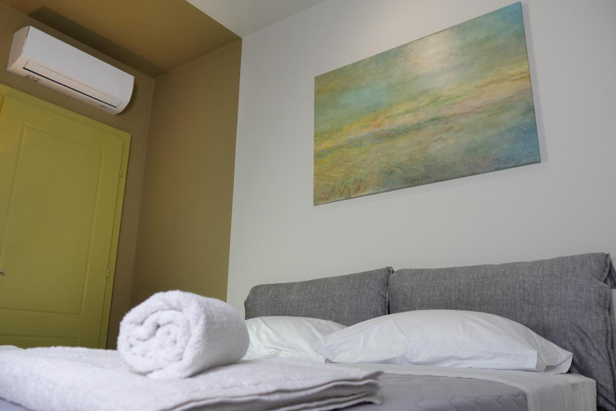 Stay-Five Rooms & Apartments ชโคเดอร์ ภายนอก รูปภาพ