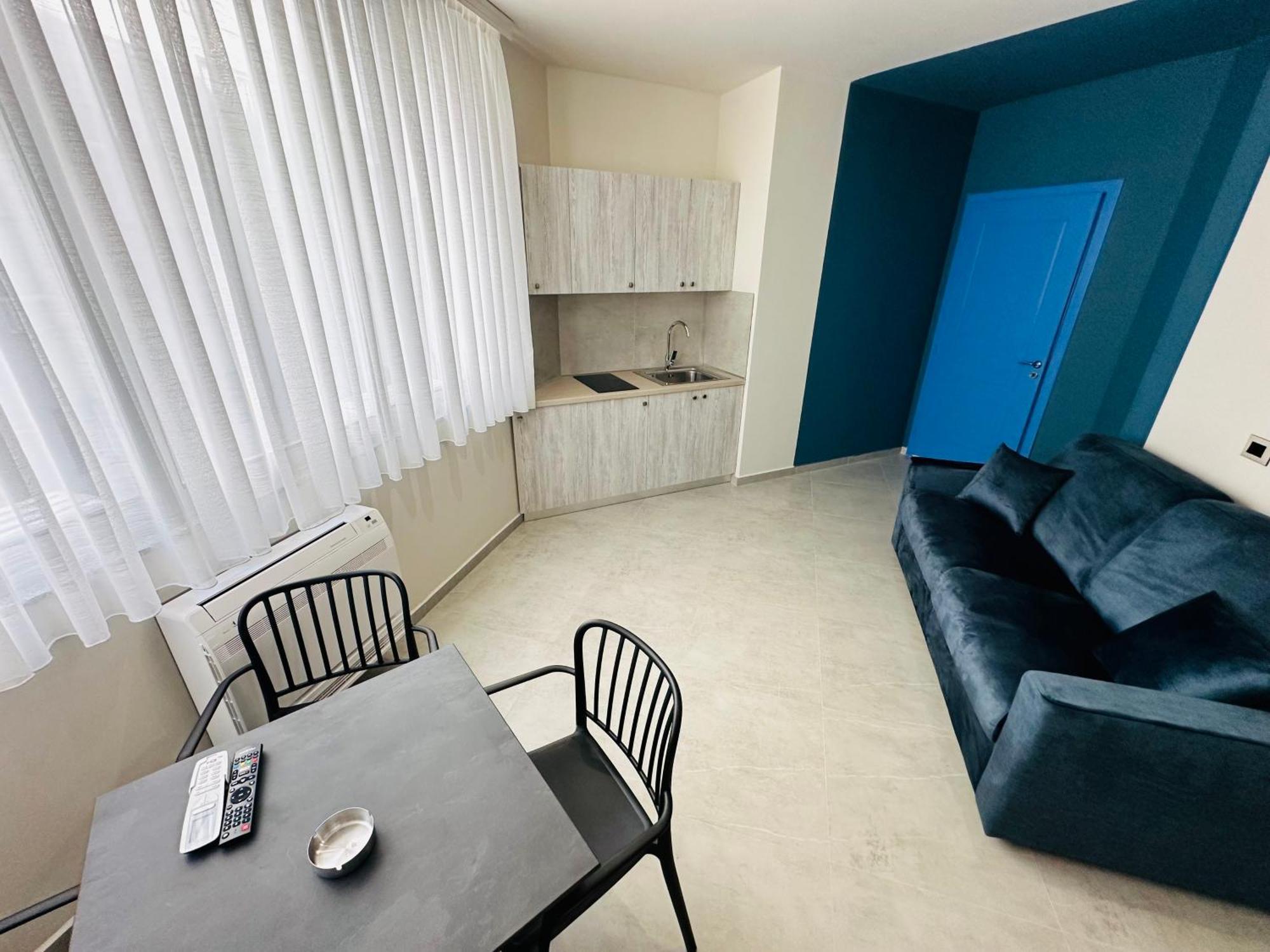 Stay-Five Rooms & Apartments ชโคเดอร์ ภายนอก รูปภาพ