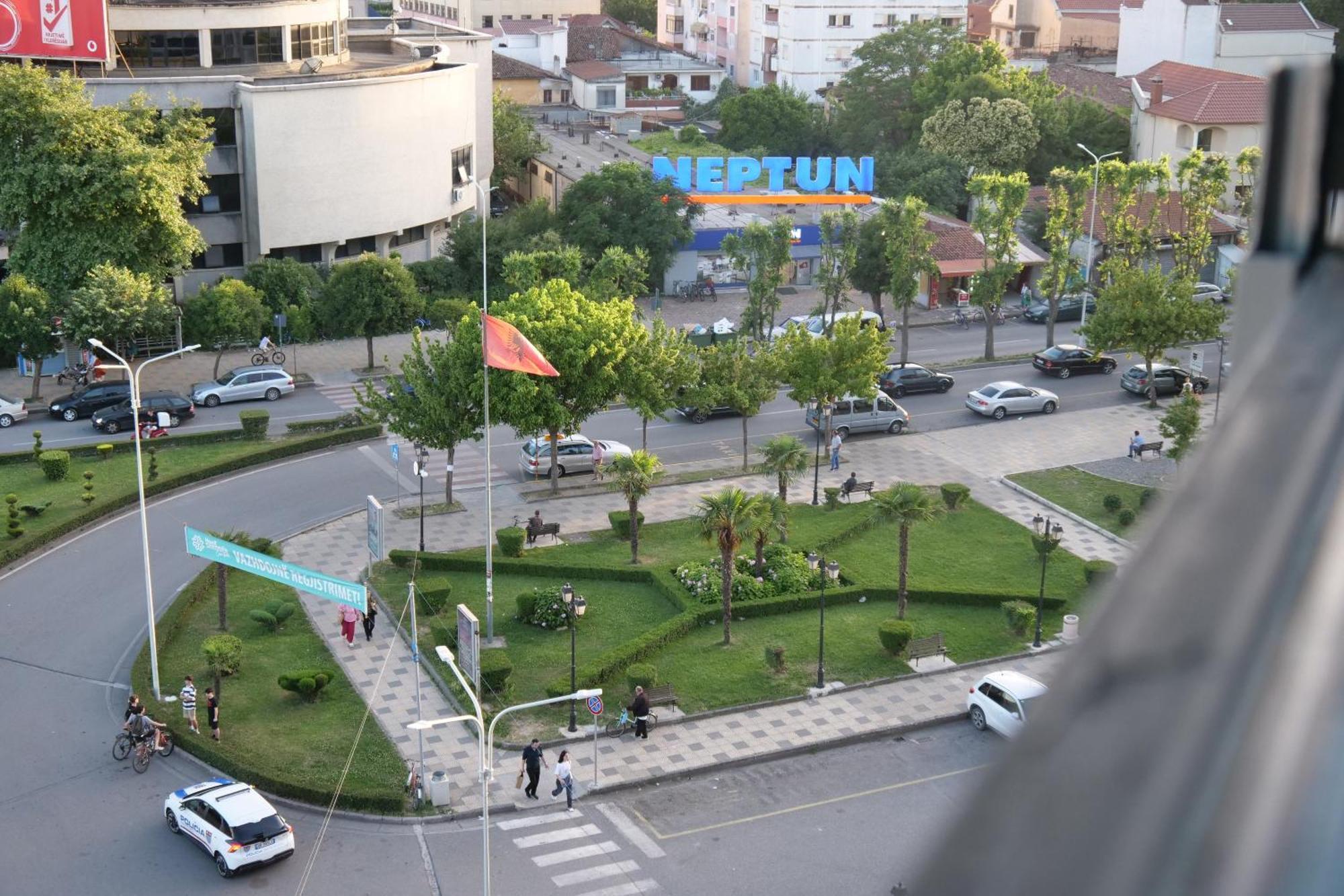 Stay-Five Rooms & Apartments ชโคเดอร์ ภายนอก รูปภาพ