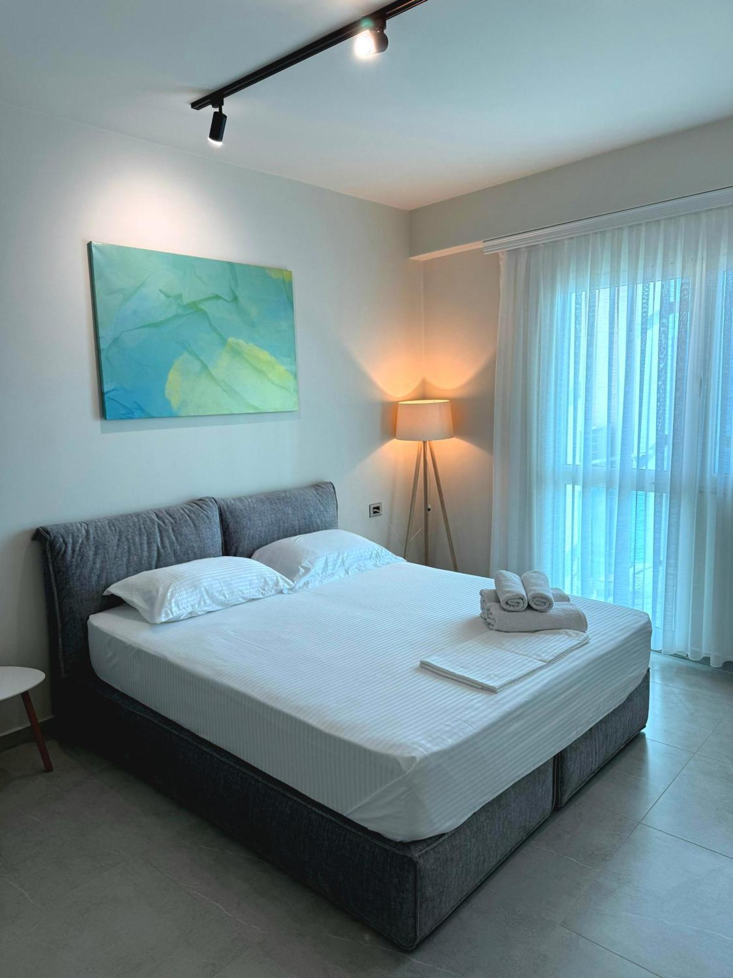 Stay-Five Rooms & Apartments ชโคเดอร์ ภายนอก รูปภาพ