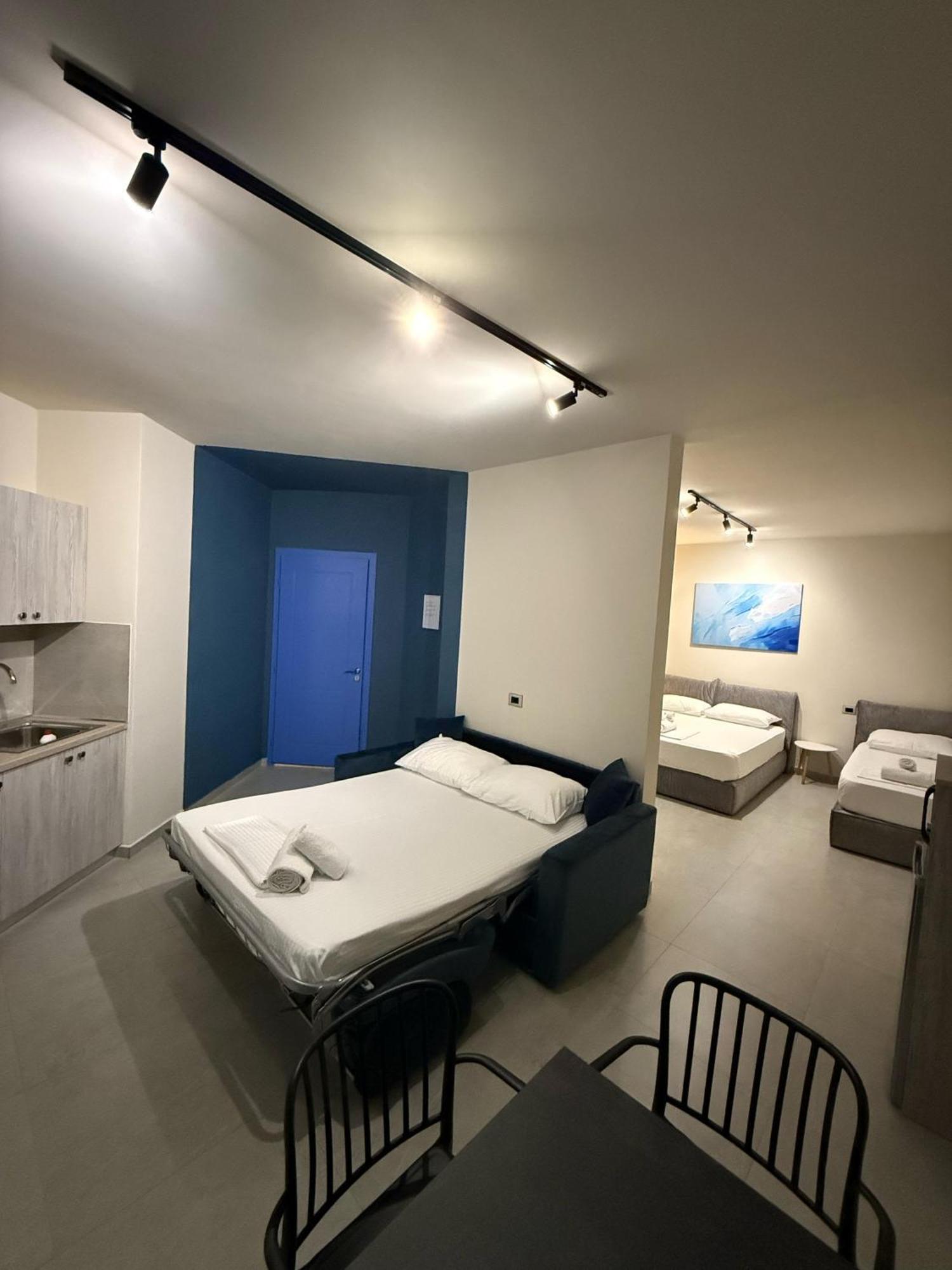 Stay-Five Rooms & Apartments ชโคเดอร์ ภายนอก รูปภาพ